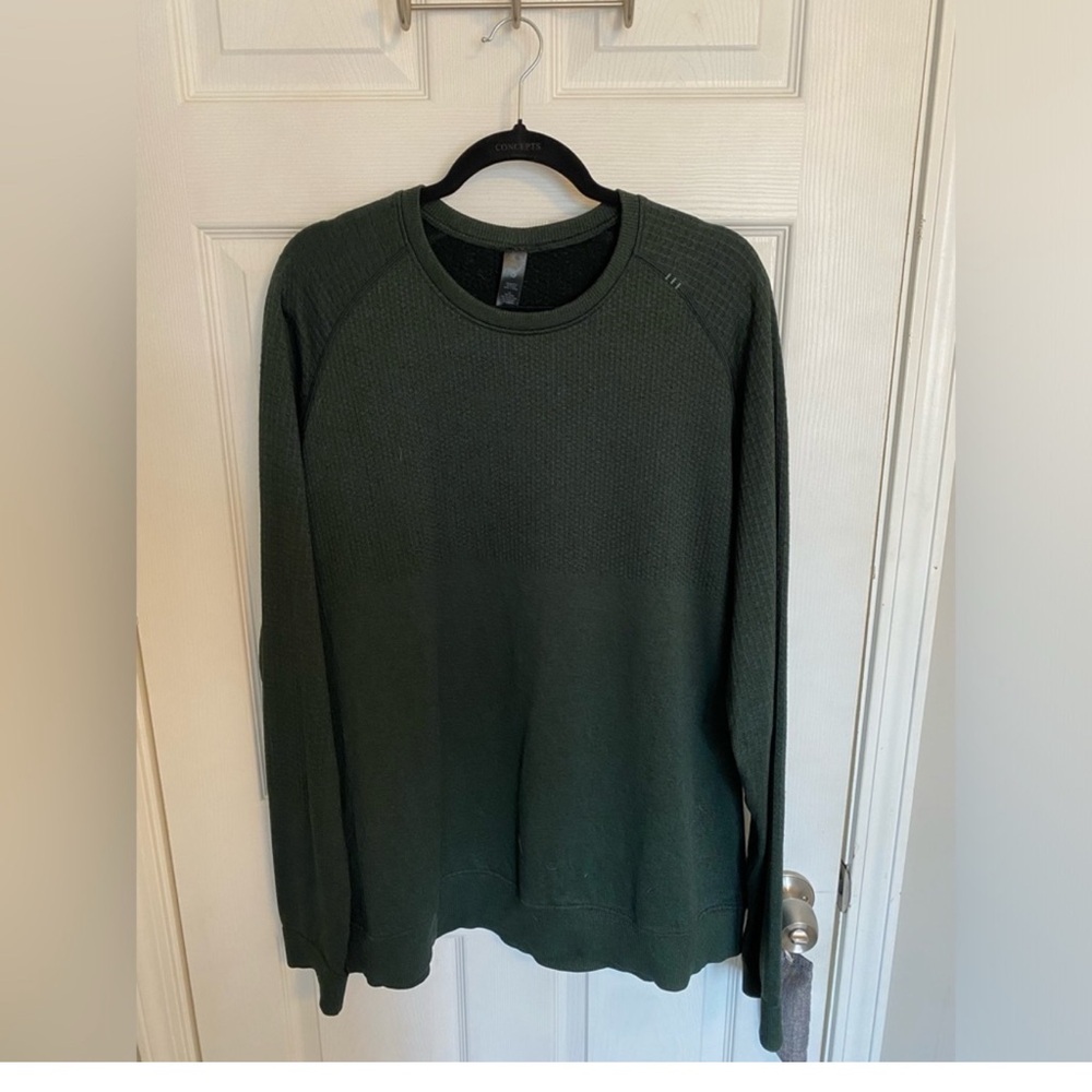 Lululemon Athletica sweater.XXL.Rainforest Green worn once.Merino wool Polyester